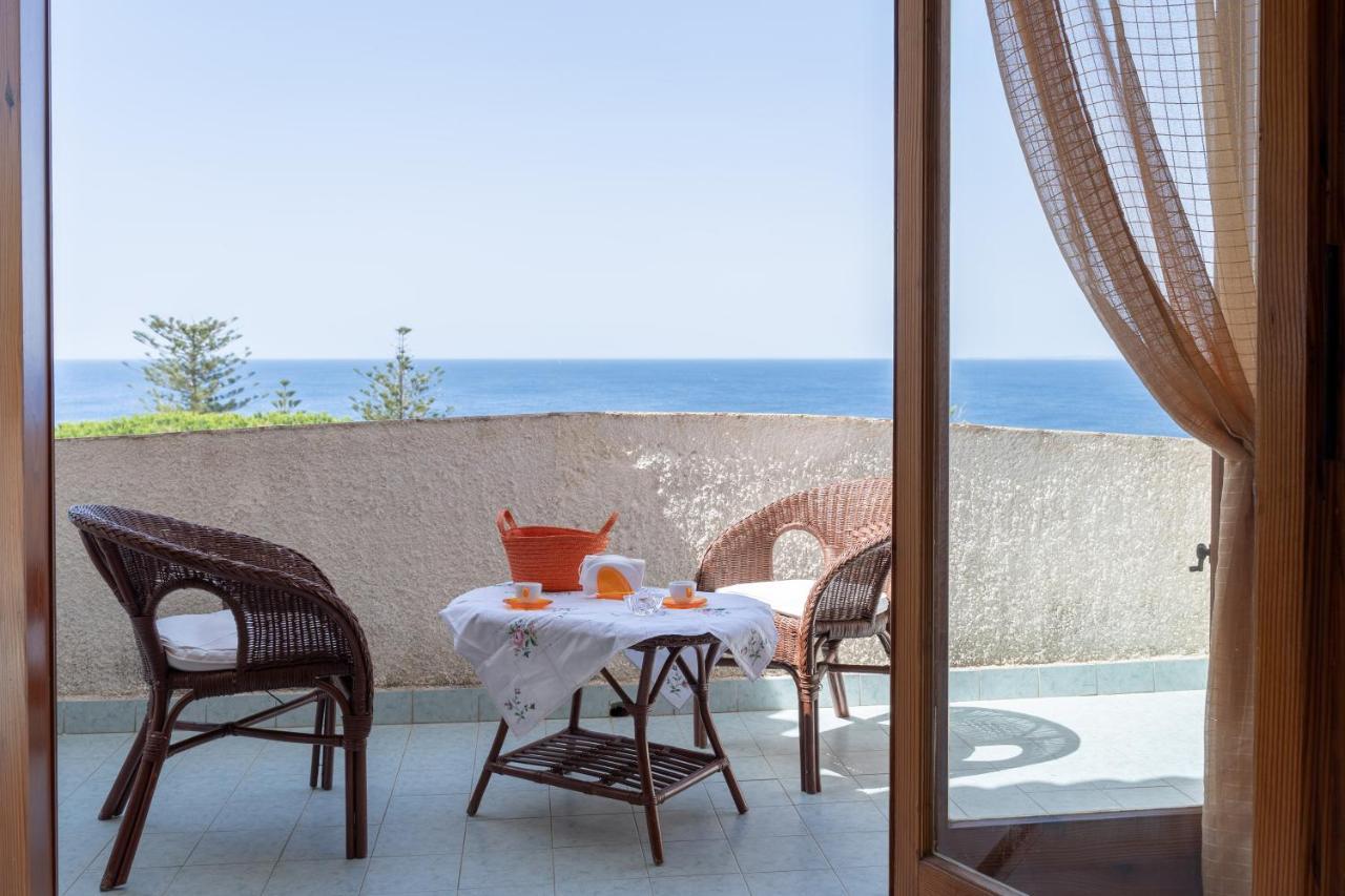 Terrazza Sul Plemmirio Bed and Breakfast Syrakusa Exteriör bild